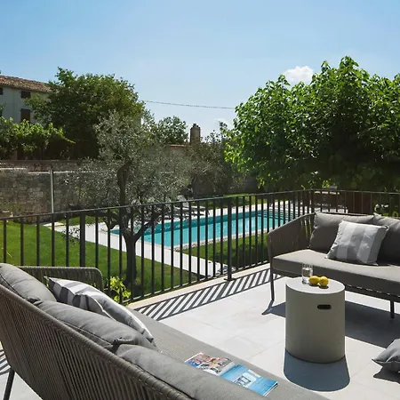 Villa Forma Βίλα