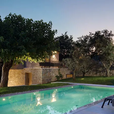 Βίλα Villa Forma *