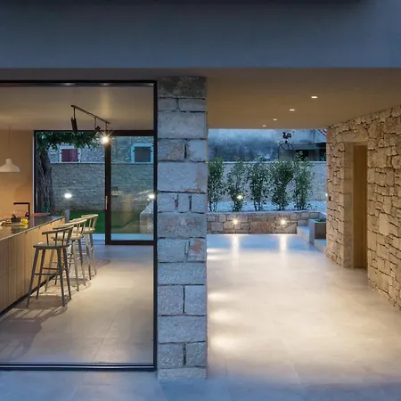 Βίλα Villa Forma